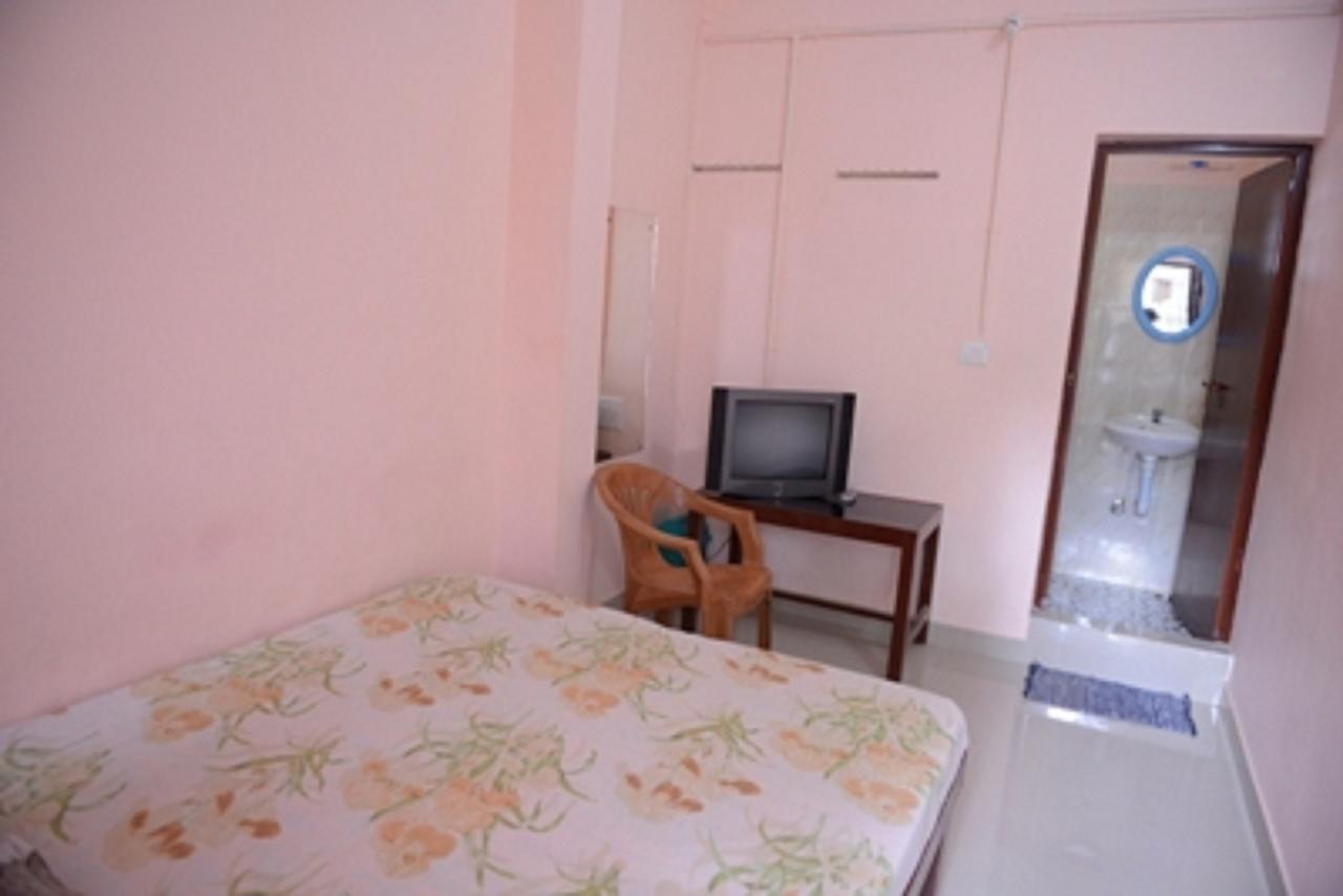 Ppg Tourist Home Chottanikara Extérieur photo