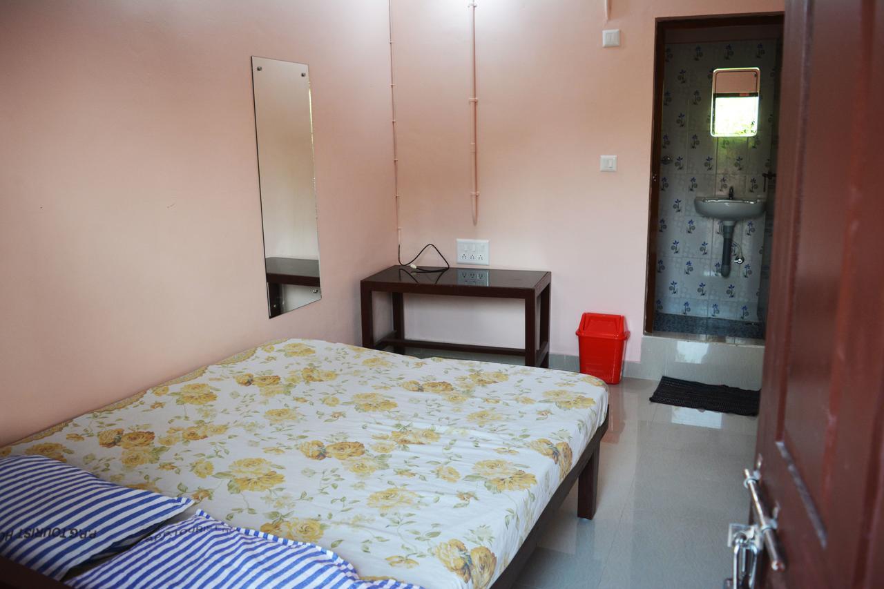 Ppg Tourist Home Chottanikara Extérieur photo